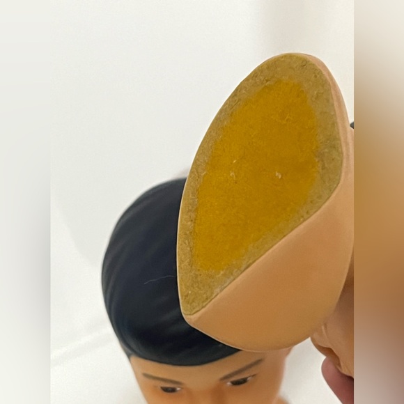 Vintage Pair of Polynesian Chalk-ware Busts - Picture 12 of 13